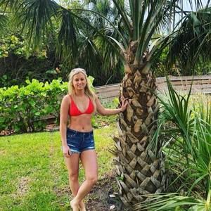 Meet your Posher, Ali